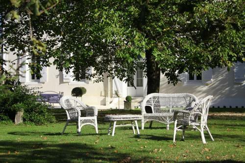 Bed & Breakfast Maison D'h�tes Lassaubatju
