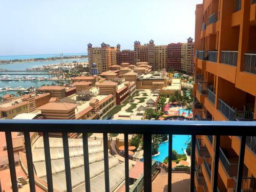 Sea View Apartment In Porto Marina