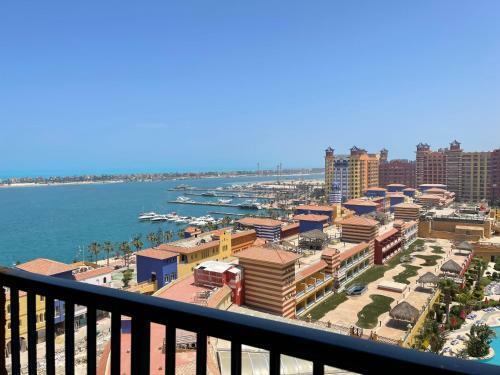 Sea View Apartment In Porto Marina