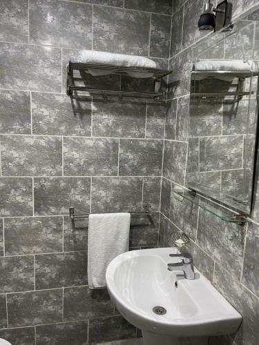 Sea View Apartment In Porto Marina
