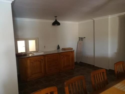 Luxurious 8 Master-bedroom Villa Overlooking Large Lake Marina 4