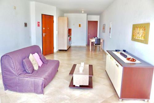 Comfortable And Spacious Apartment With Ocean Views Of Cabral Beach