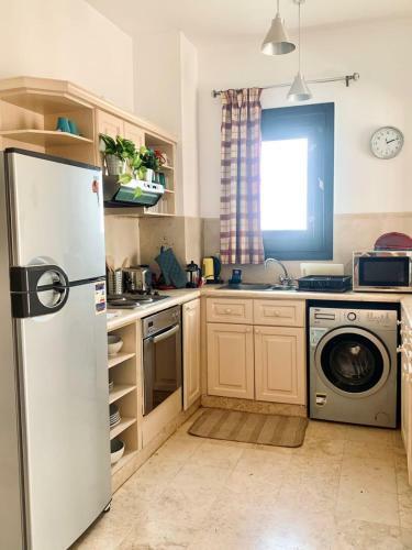 The Cutest Apartment In South Marina