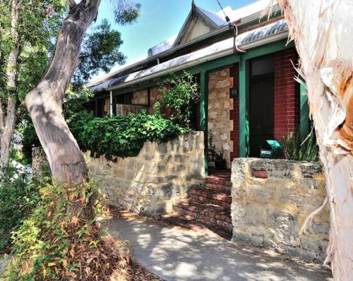 Pure Gold - Heritage 2 Bedroom Terraced Cottage