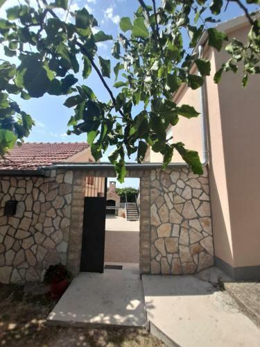 Erslan Holiday Home