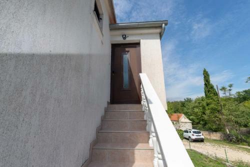 House Ribnica