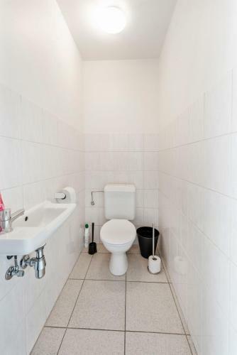 Excellent Work Stay Apartment