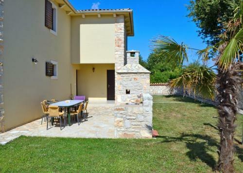Villa Mary - With Pool