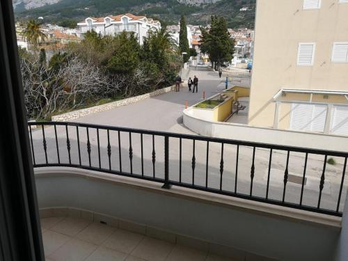 Apartments By The Sea Makarska - 16650