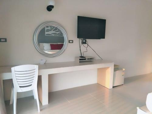 Hostal Suwi Coco Ville Resort