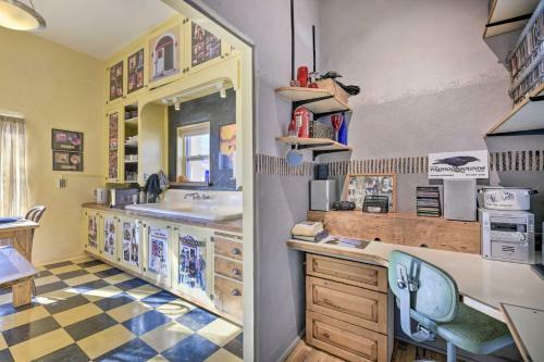 Apartamento Converted Concert Hall In Downtown Del Norte!