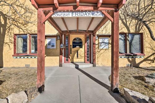 Apartamento Converted Concert Hall In Downtown Del Norte!