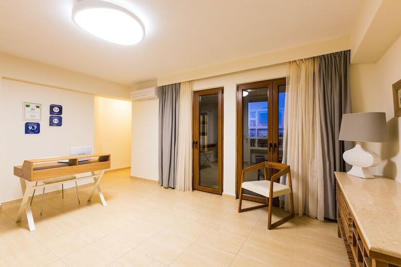 Villa Leste Luxury Homes