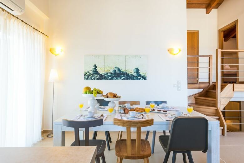 Villa Leste Luxury Homes