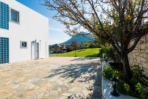 Ekaterini Vip Villa