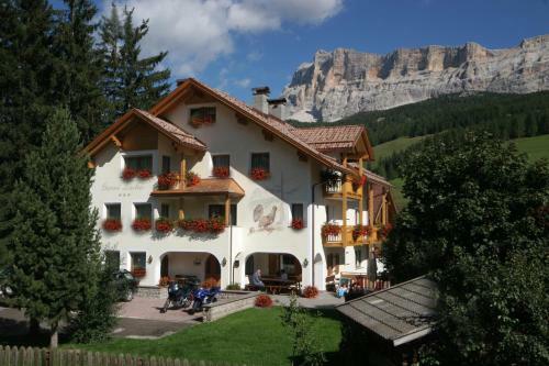 Hotel Garn� Lasteis