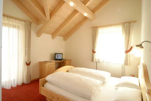 Hotel Garn� Lasteis
