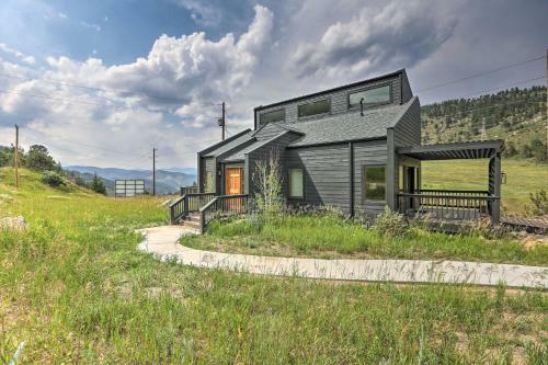 Modern Evergreen Duplex With Mountain Views!