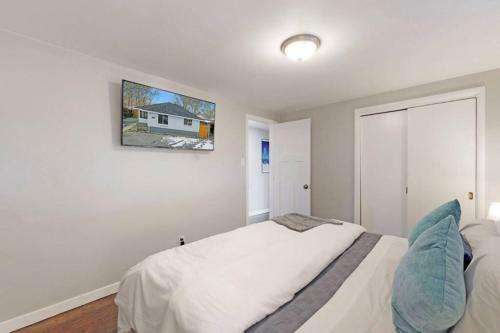 Denver?s Mile High Mountain 2 Bedroom With King Beds