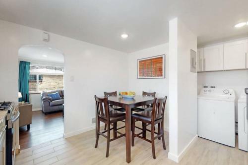 Denver?s Mile High Mountain 2 Bedroom With King Beds