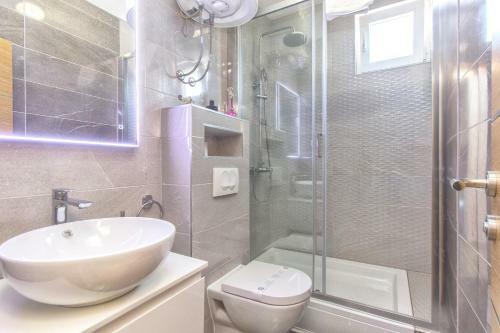 Hostal Apartmani Malis
