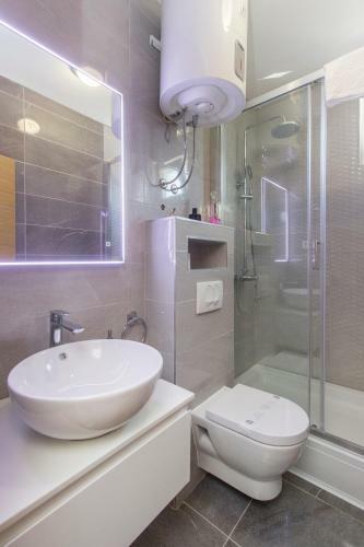 Hostal Apartmani Malis