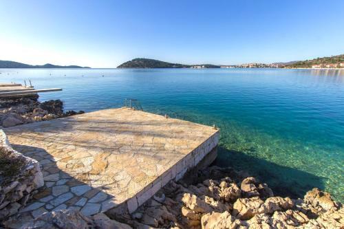 Hostal Apartmani Malis