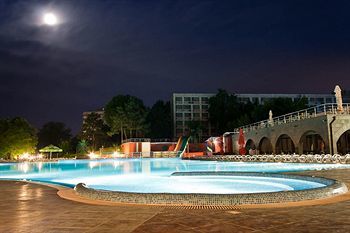 Hotel Cleopatra