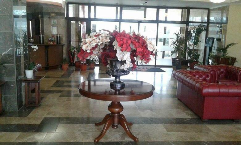 Hotel Saturn