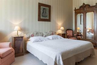 Hostal Ch�teau Des Salles
