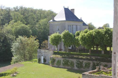 Hostal Ch�teau D'hodebert