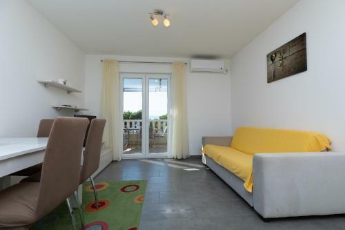 Apartments Bosiljka