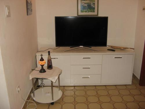 Apartments By The Sea Pisak, Omis - 967