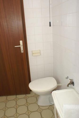 Apartments By The Sea Pisak, Omis - 967