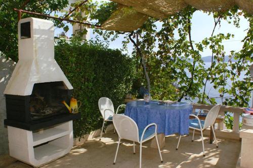 Apartments By The Sea Pisak, Omis - 652