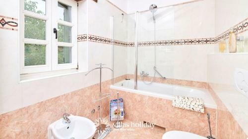 Hostal Villa Karim