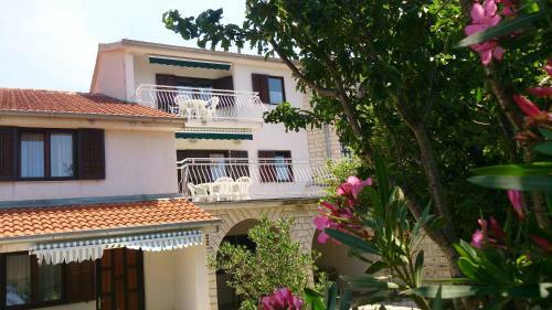 Apartamentos Villa Nina