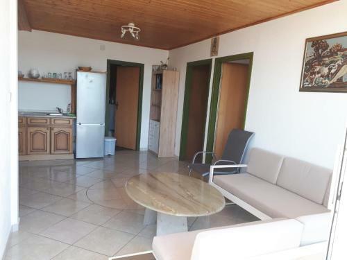 Hostal Manda & Marko Juri?