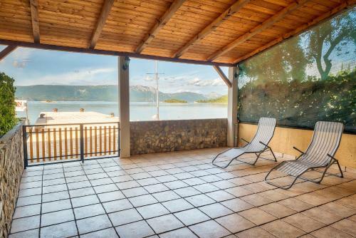Marinus Apartments