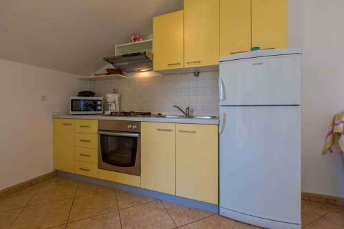 Apartments In Dramalj 39030