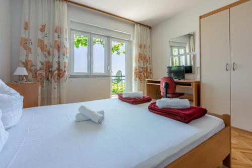 Apartments Brana