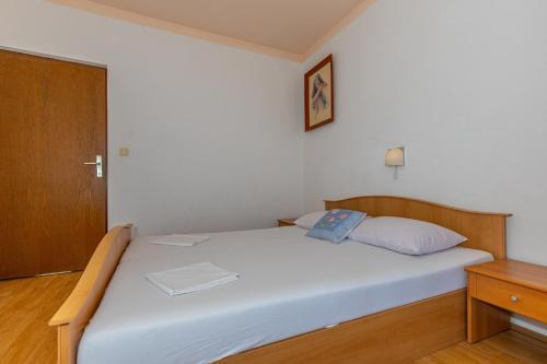 Apartments In Dramalj 41601