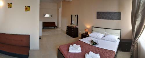 Golden Beach Hotel