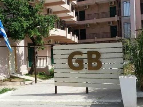 Golden Beach Hotel
