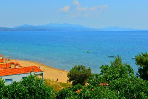 Golden Beach Hotel