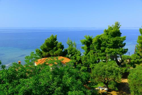 Golden Beach Hotel