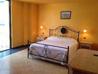 Hotel La Playa Blanca