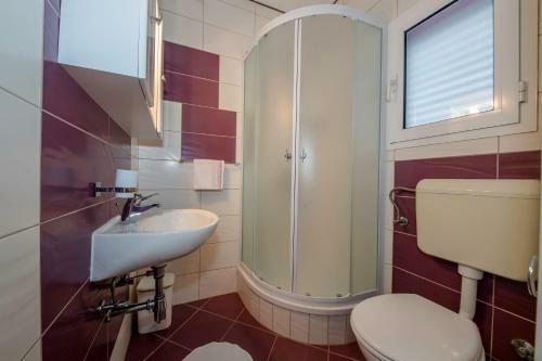 Apartamentos Lili Rab