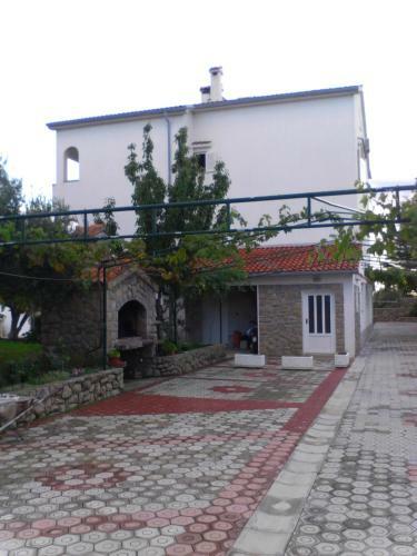 Apartments Mlacovic