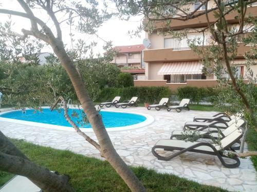 Apartment Arba 3 S Bazenom I Parkingom